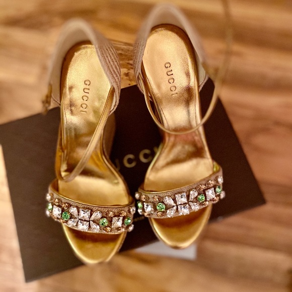 Gucci wedges with crystals - Picture 2 of 10